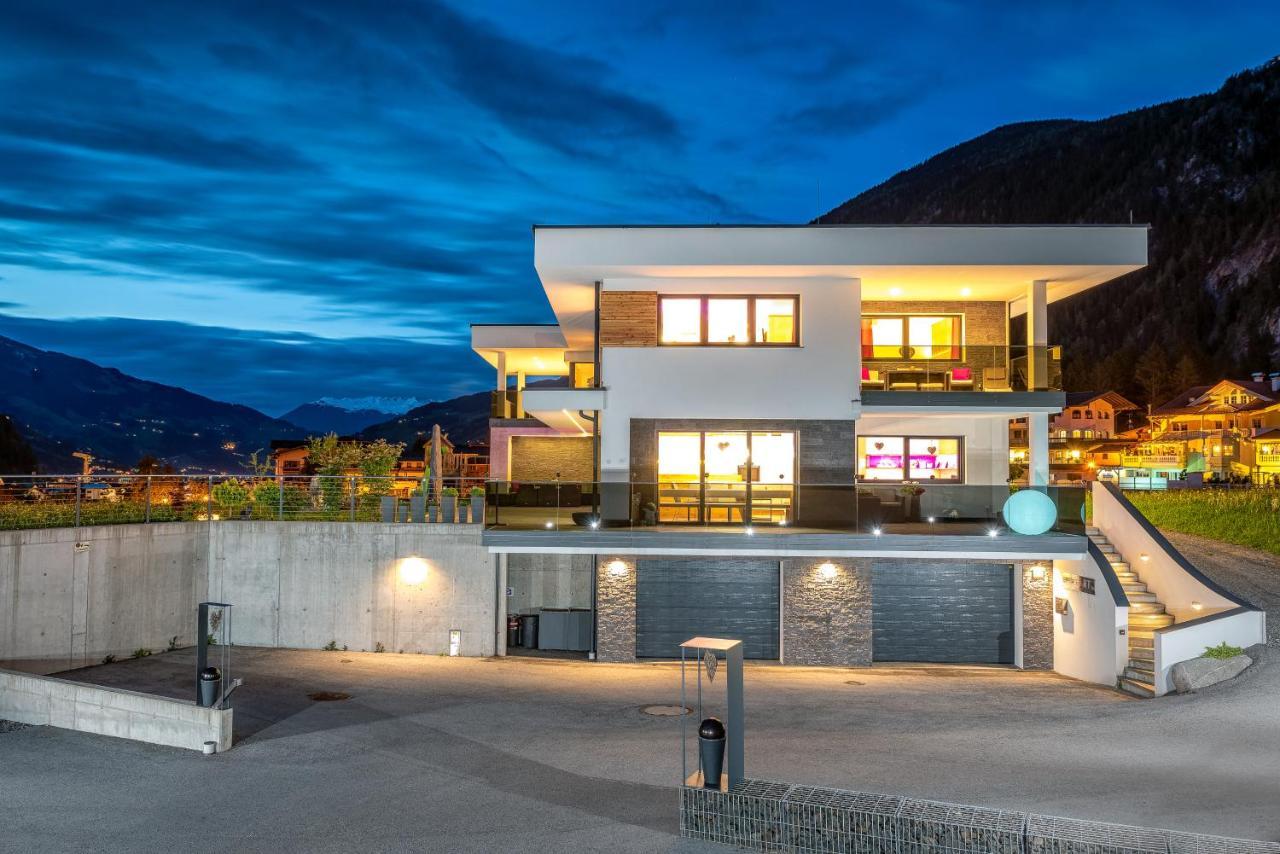 Apartart Lägenhet Mayrhofen Exteriör bild