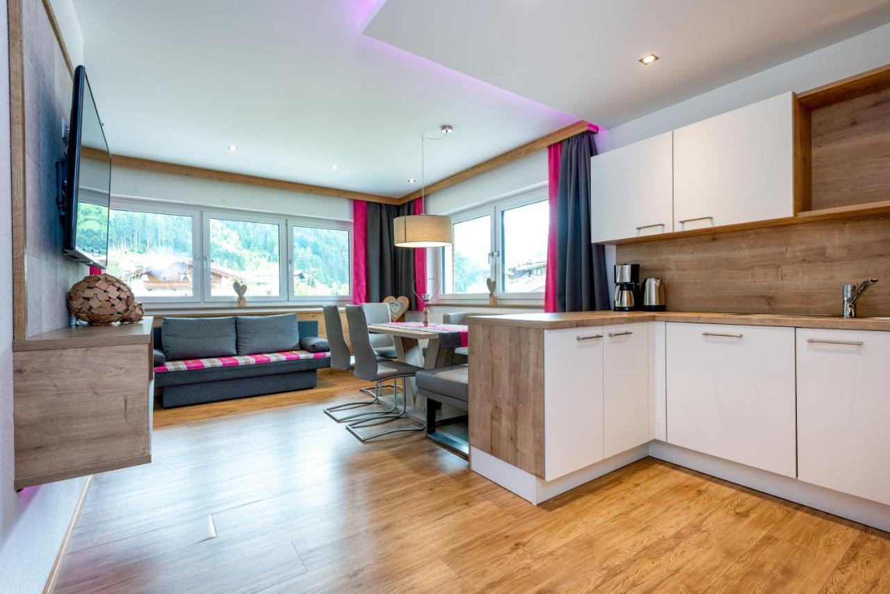Apartart Lägenhet Mayrhofen Exteriör bild