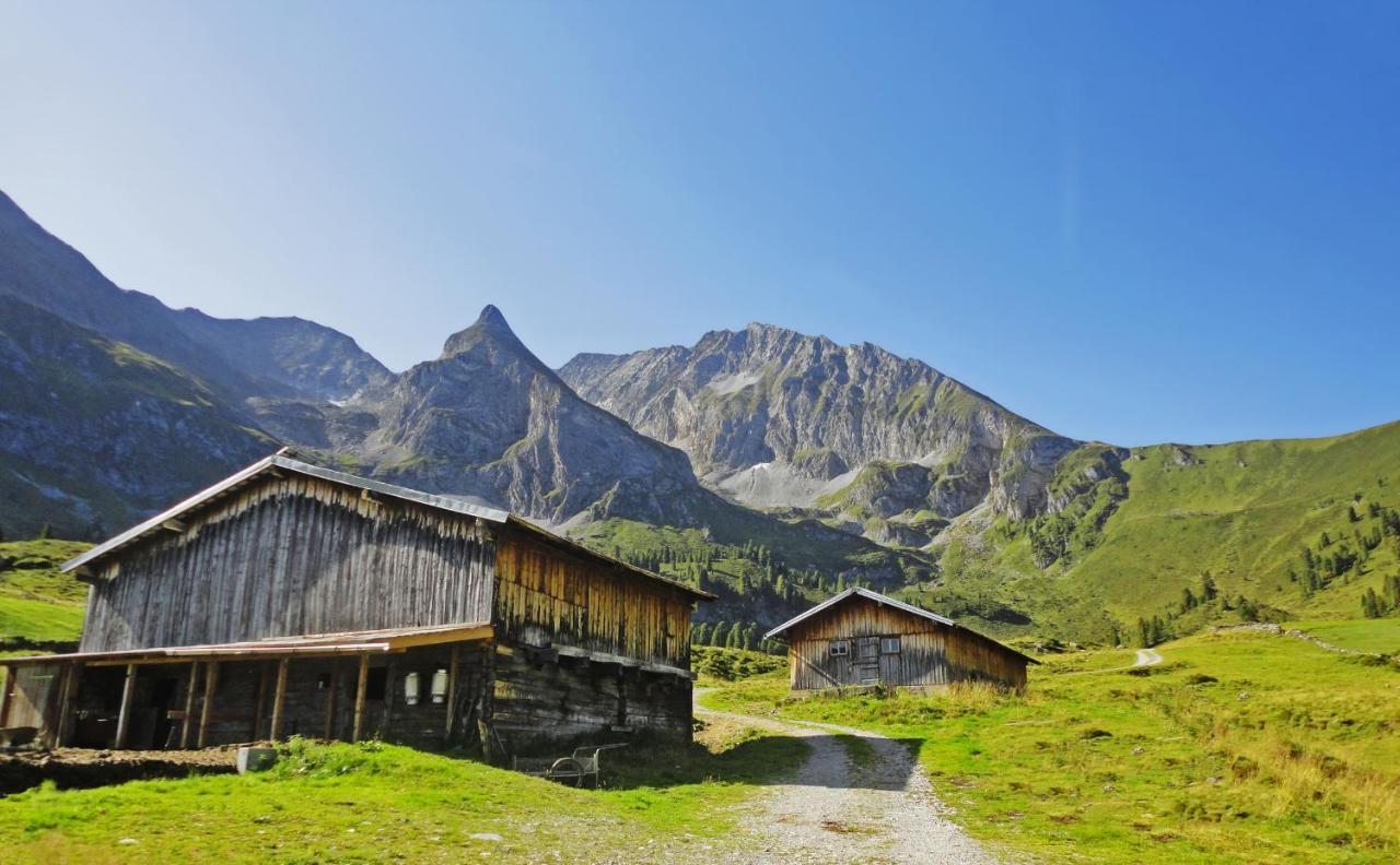 Apartart Lägenhet Mayrhofen Exteriör bild